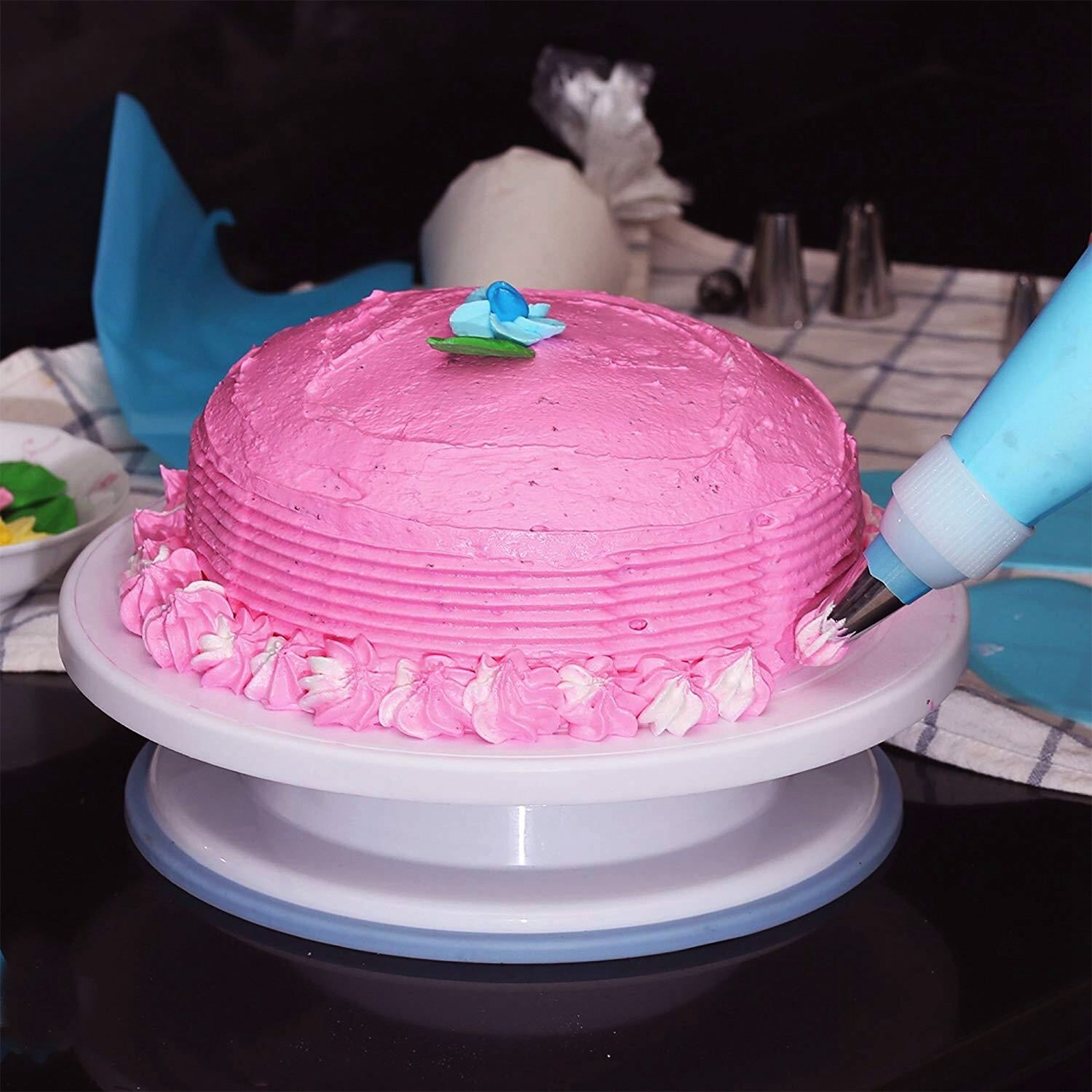 Rotating Cake Decorating Turntable